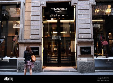 ysl shop italy